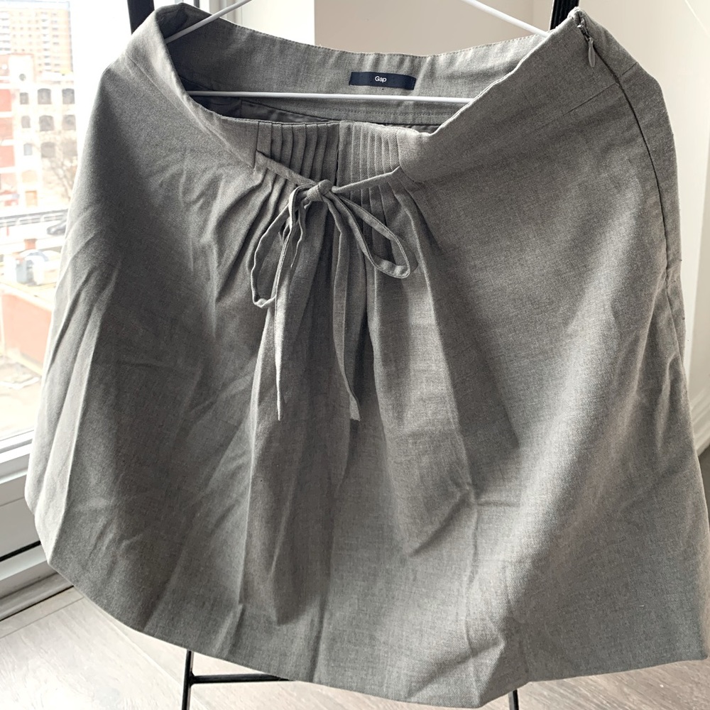 Gap Grey Mini Skirt